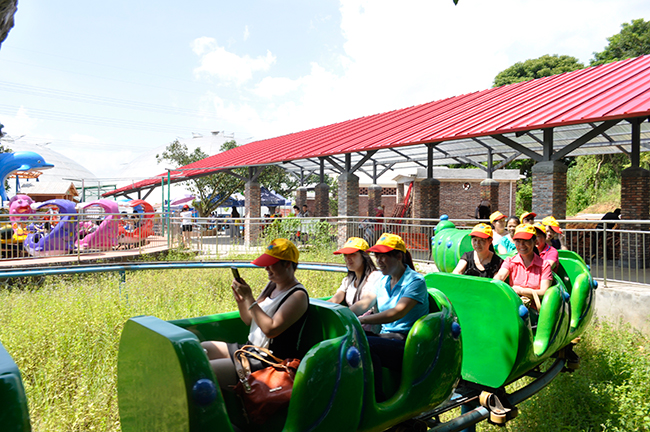 豐高團(tuán)體出游 豐高團(tuán)體出游