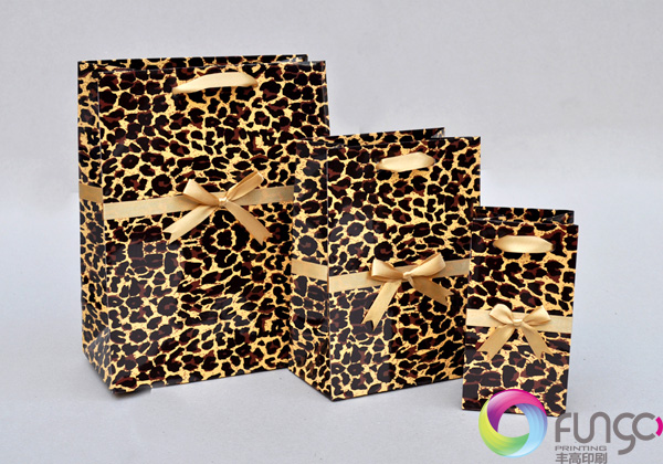 各種尺寸的手提袋 各種尺寸的手提袋